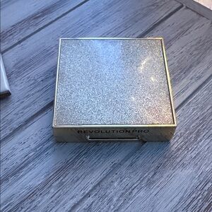 Revolution Pro Highlighter Compact